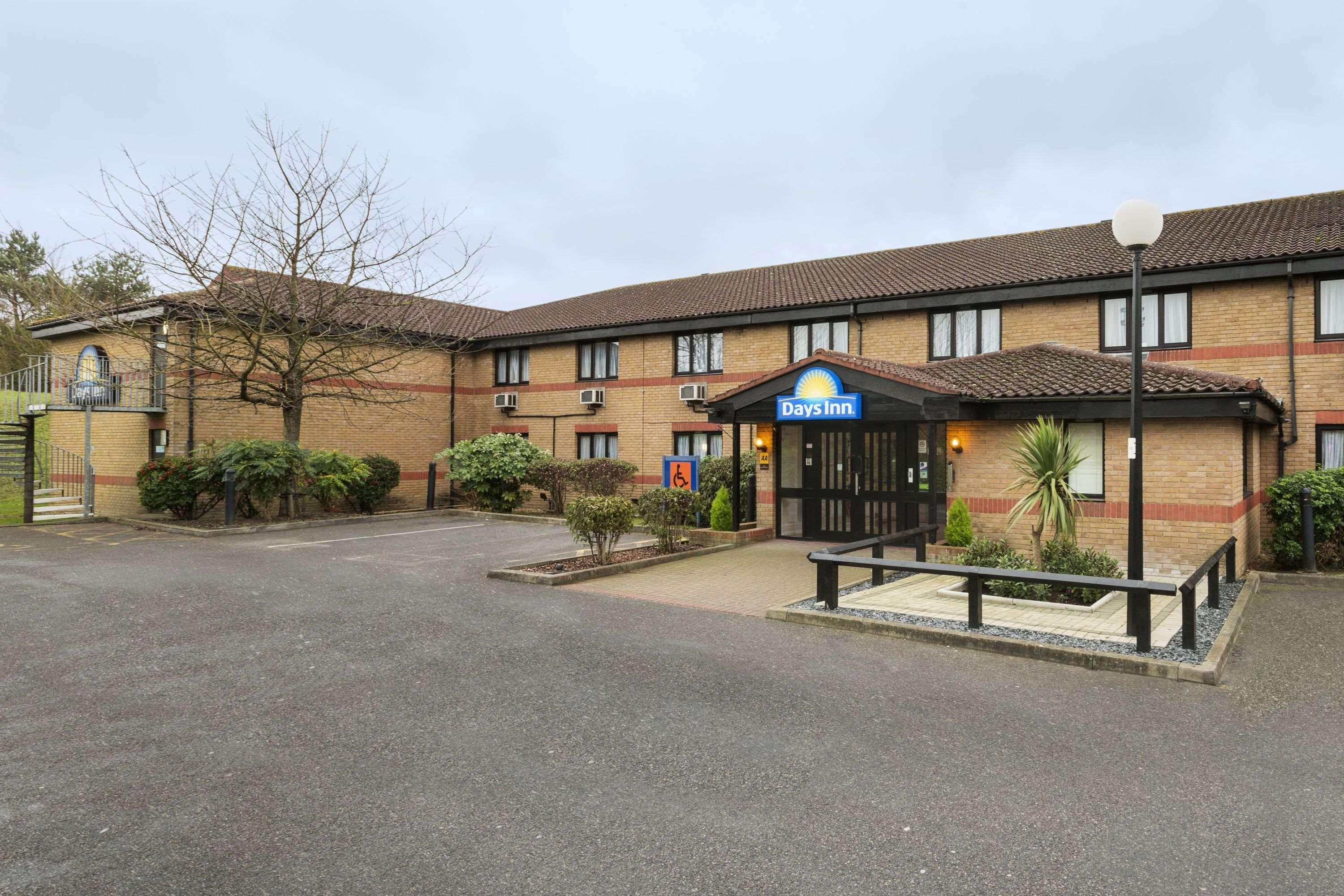 Days Inn London Stansted Airport Birchanger Exterior foto