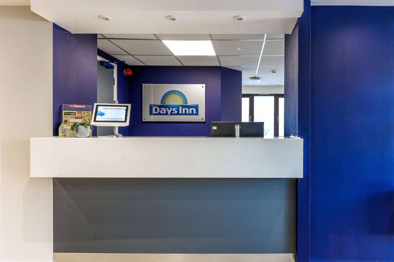Days Inn London Stansted Airport Birchanger Exterior foto